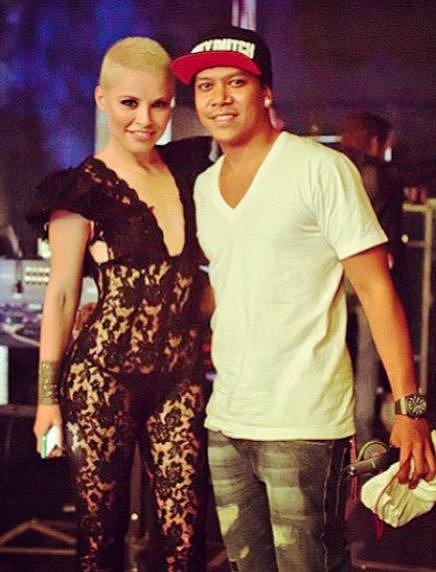 HOY JUEVES 9-5-2013, FOTO DE SORY EN AMNESIA
