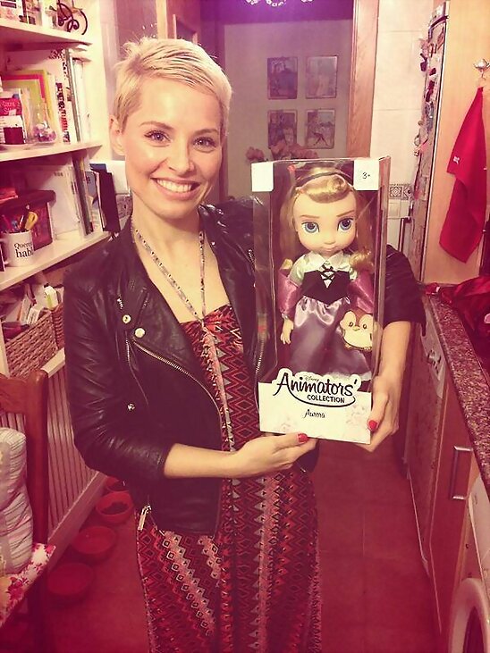 HOY LUNES 20-6-2013, FOTO DE SORAYA CON UNA MUÑECA