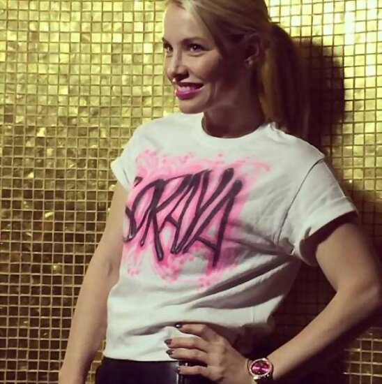 HOY MIÉRCOLES 22-4-2015, FOTO DE SORAYA CAMISETA