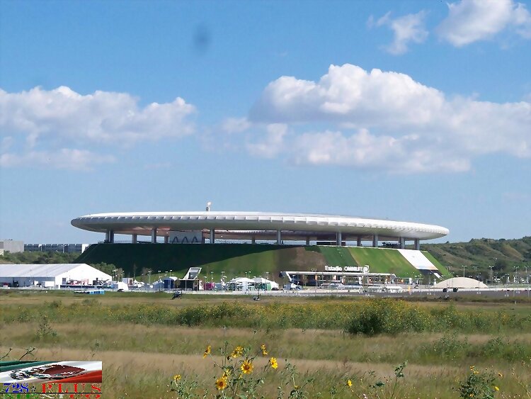 >>ESTADIO  OMNILIFE<<