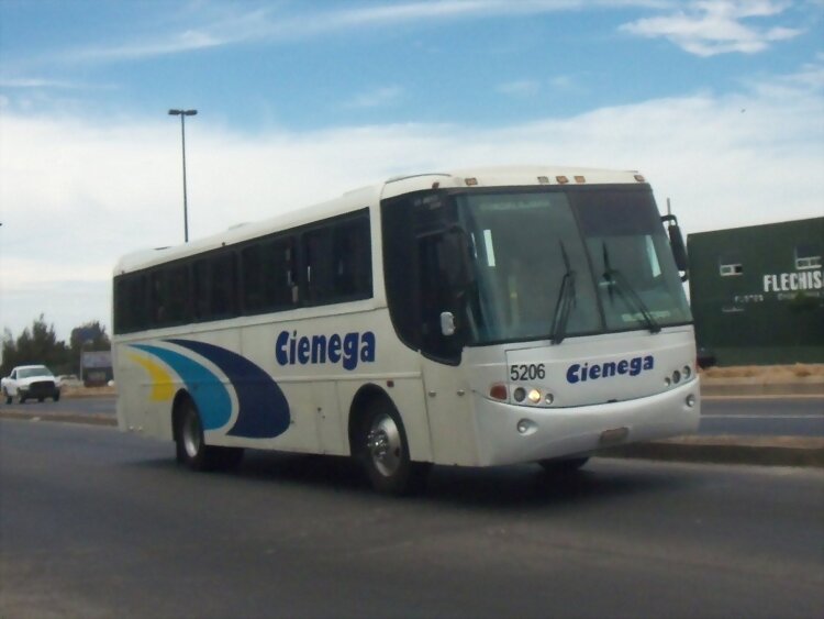 Cienega de 1ra Busscar El Bus 320 GUADALAJARA