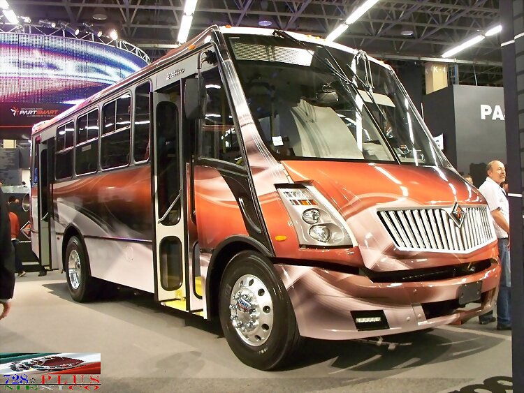 Zafiro Sport 840 / International EXHIBICIÓN