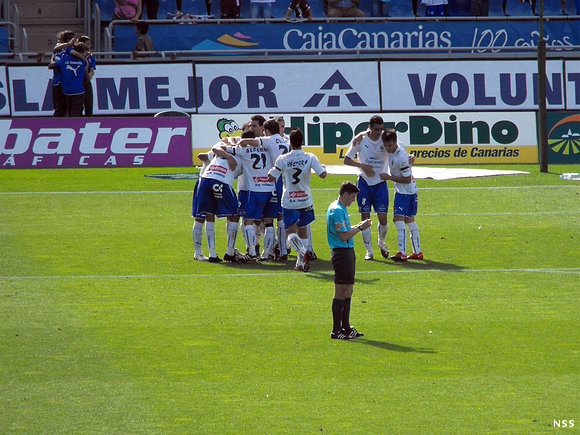 Tenerife 2 - Racing 1 (1-5-2010) (34)