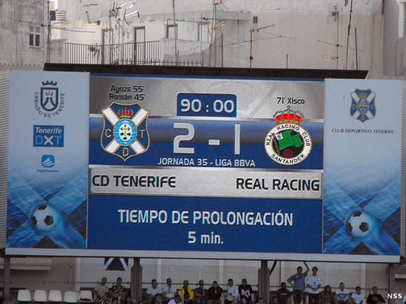 Tenerife 2 - Racing 1 (1-5-2010) (50)