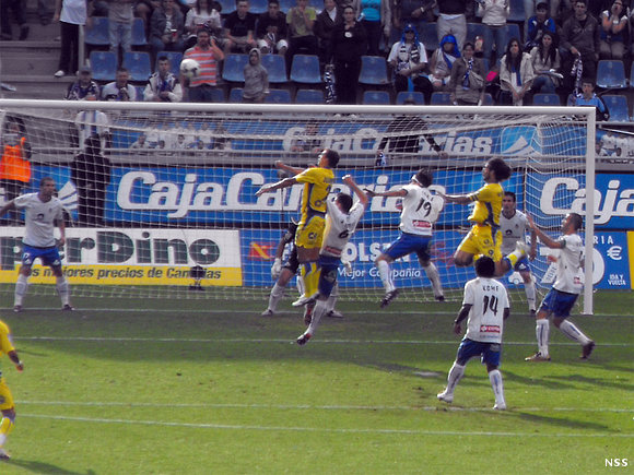 Tenerife 2 - Las Palmas 0 (37) (25-4-2009)
