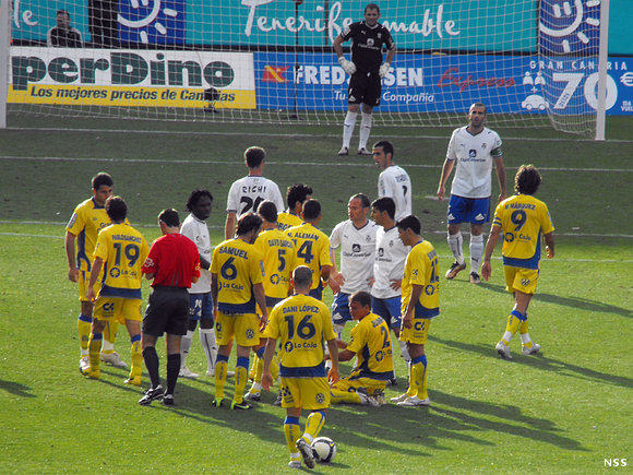Tenerife 2 - Las Palmas 0 (42) (25-4-2009)