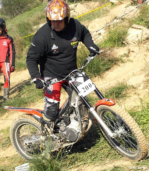 JAVIER GIL.
