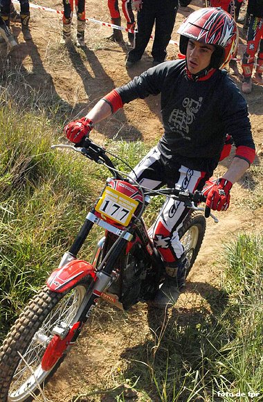 ALEJANDRO GOMEZ, 10º AF. AMARILLO.
