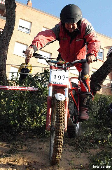 SIEMPRE ES FAVORITO. J. ESCORIHUELA, 2º EN VET. C