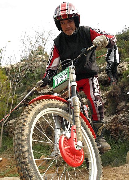 JAVIER FERNANDEZ, 1º EN VET. B.