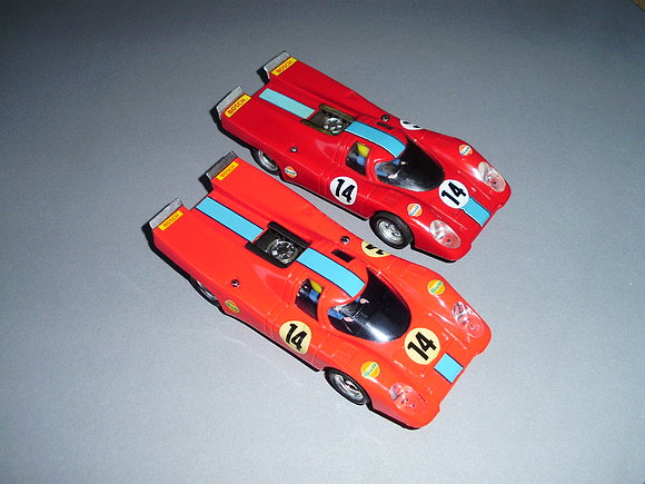 PORSCHE  917  ROJO CLARO - ROJO OSCURO