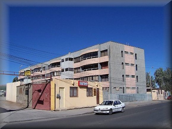 Eficio Miscanti  Calama  (Chile)
