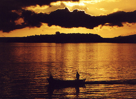 Atardecer en Puerto Montt.  (Chile)