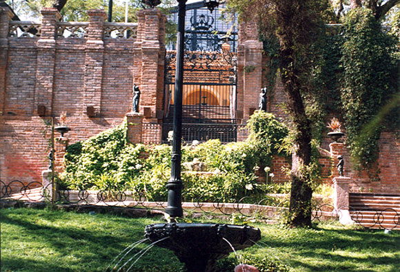 Cerro Santa Lucia   (Chile)