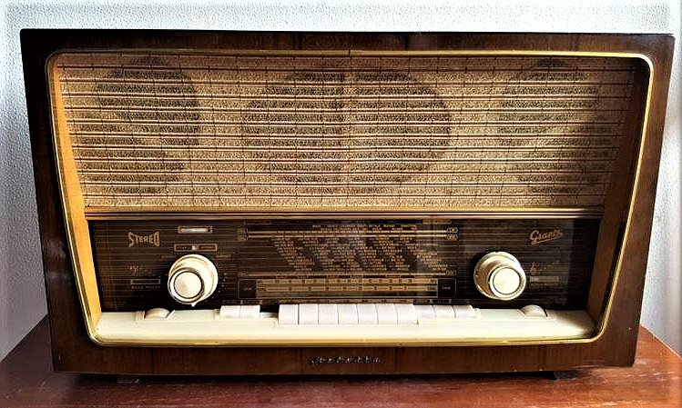 LA RADIO