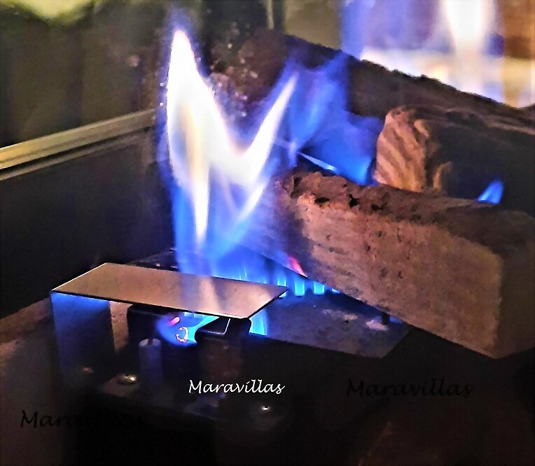 ADICTOS AL FUEGO