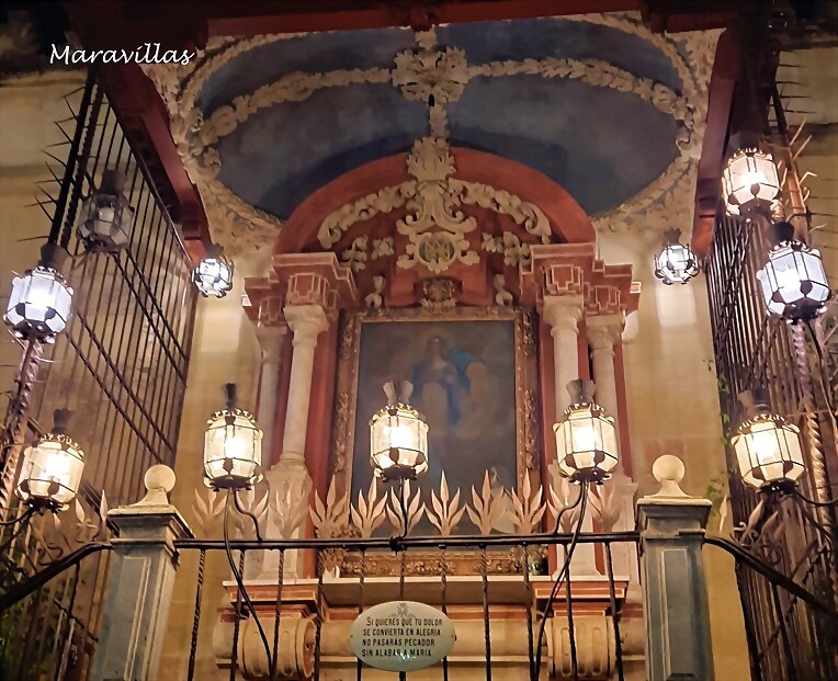 LA VIRGEN DE LOS FAROLES