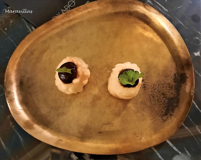 DE TAPAS Y PINTXOS