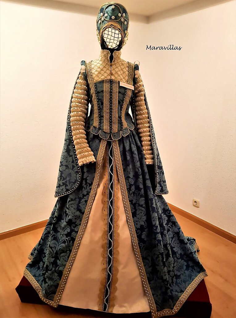 TRAJES DEL SIGLO DE ORO