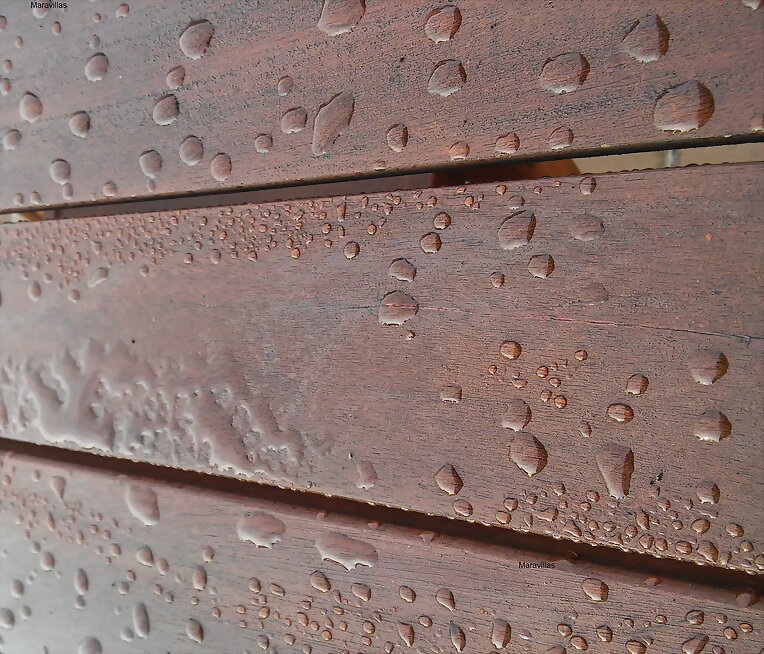 MADERA O CORCHO