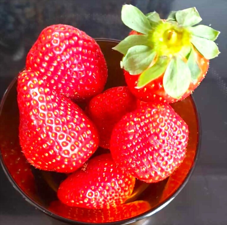 HAY QUE COMER MÁS FRUTA