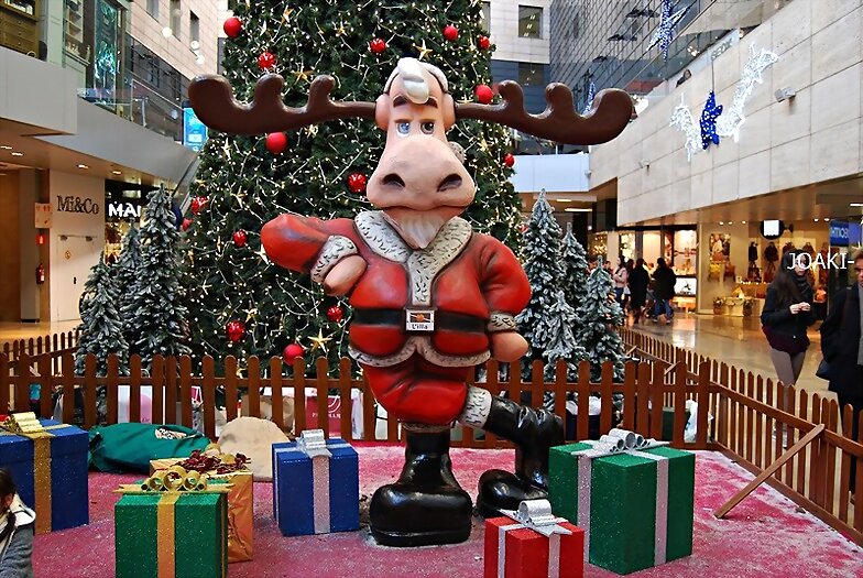 "VEN A MI CASA ESTA NAVIDAD"- 13-