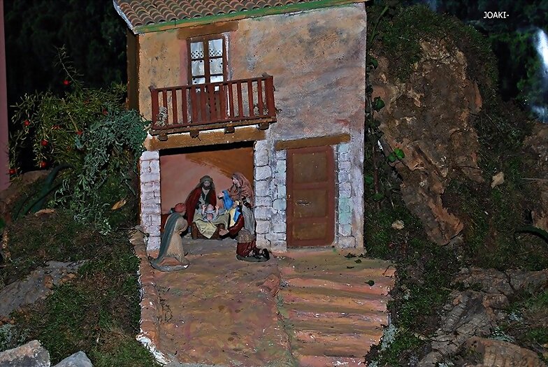 "VEN A MI CASA ESTA NAVIDAD"- 18-