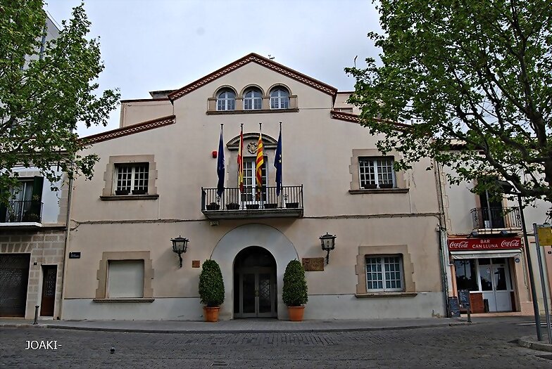 UN PASEO POR ..18-.ESPLUGAS DE LLOBREGAT -BCN- 11-