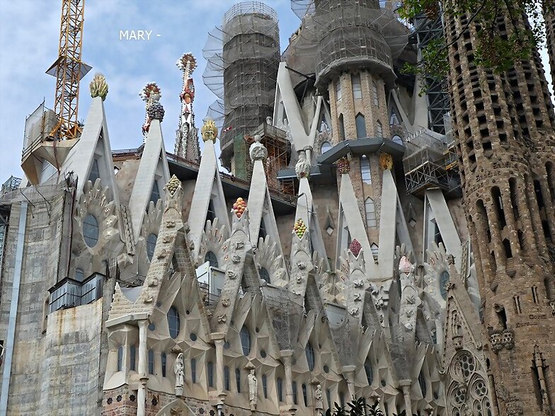 LA SAGRADA FAMILIA FOTO A FOTO -109-