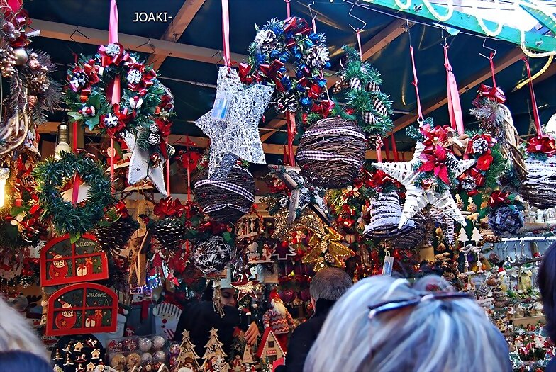 "VEN A MI CASA ESTA NAVIDAD..."