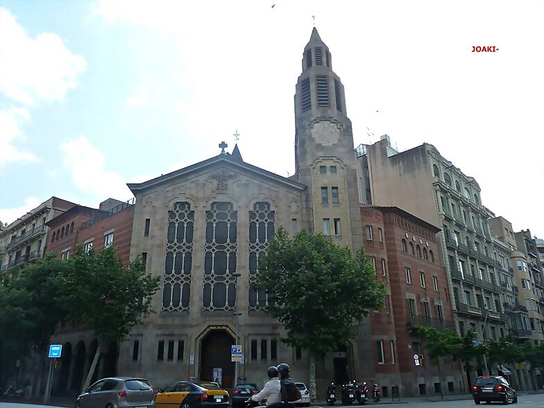 RELOJES DE SOL -Fachada de la Iglesia -
