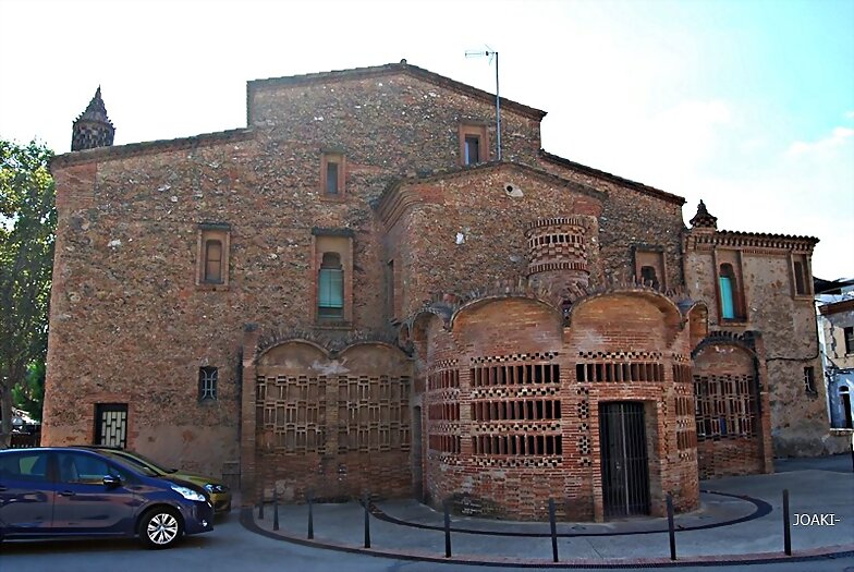 UN PASEO POR ....33-(2)-LA COLONIA GÜELL-Barcelona