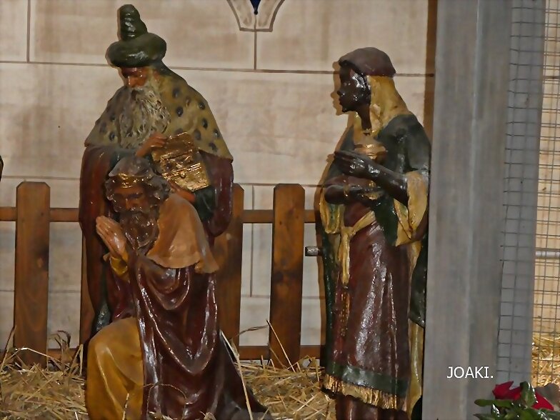 "YA VIENEN LOS REYES POR LAS MONTAÑAS..."
