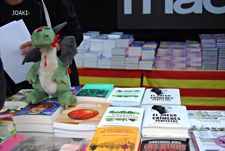 FELIZ DOMINGO ¡¡ Especial Sant Jordi 2.022-