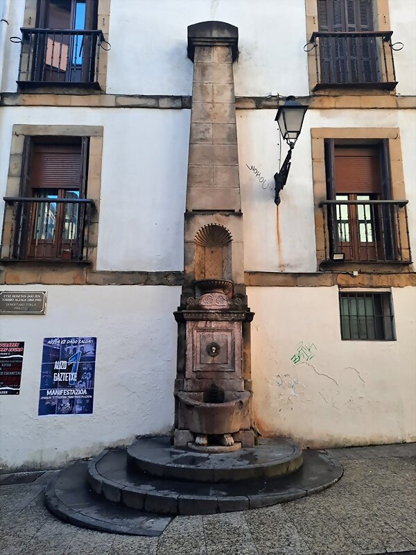 FUENTES-ESTANQUES-LAGOS-15-