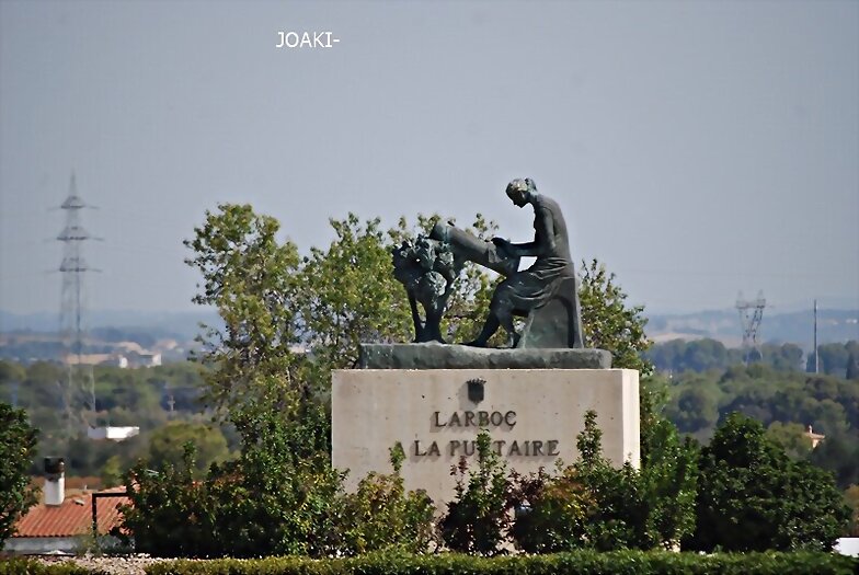 ESTATUAS-ESCULTURAS-MONUMENTOS - 27 -