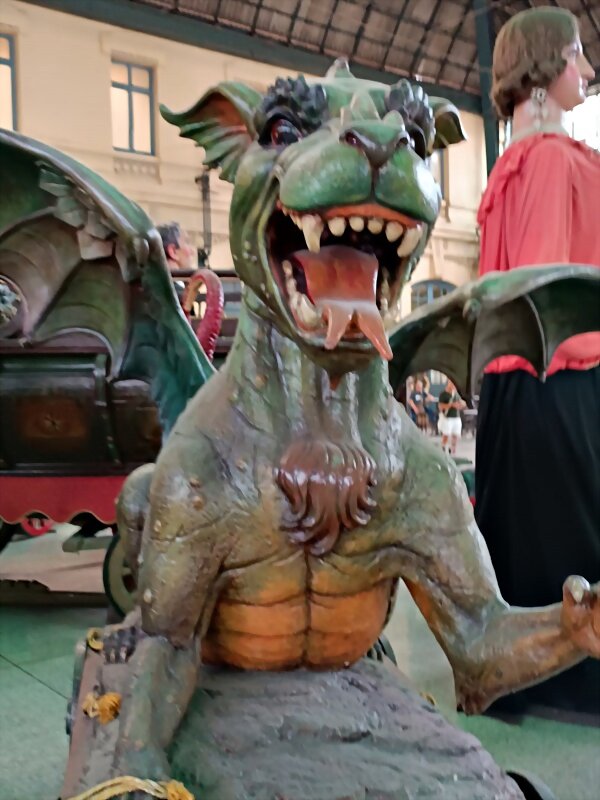 DRACS-DRAGONES (Varios)-Y SANT JORDI .-426-