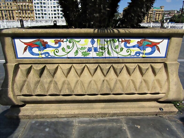 DRACS-DRAGONES (Varios)-Y SANT JORDI .-433-