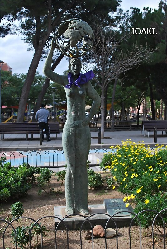 ESTATUAS-MONUMENTOS-ESCULTURAS .52 -