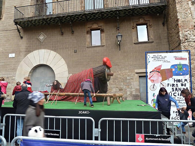 "VEN A MI CASA ESTA NAVIDAD"...