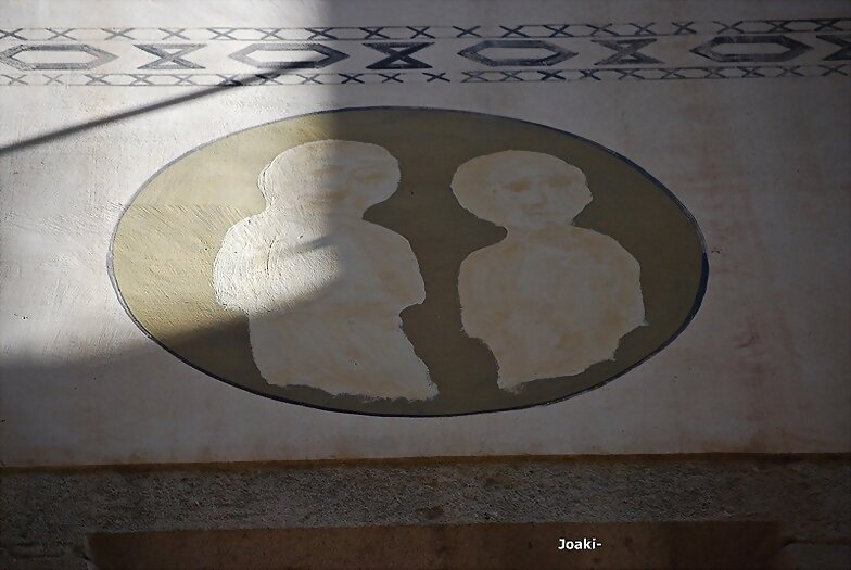 CARRER DE LES MOLES-Barcelona -