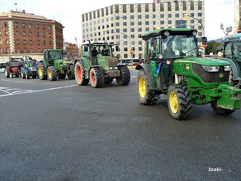 TRACTORES EN BARCELONA