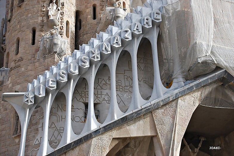 "LA SAGRADA FAMILIA FOTO A FOTO"-85-