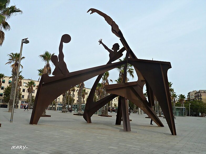 MONUMENTO A LA NATACION .Barcelona .