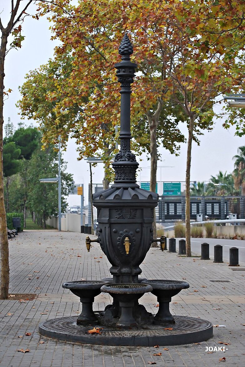 FAROLA-FUENTE "CANALETAS"