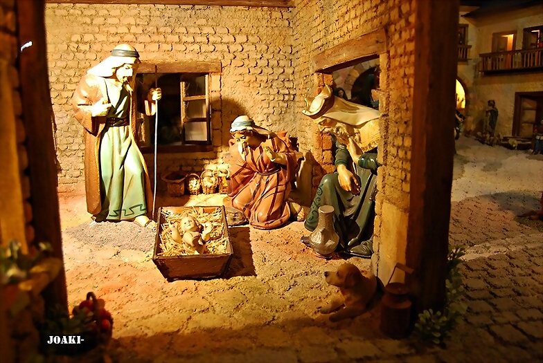 "VEN A MI CASA ESTA NAVIDAD"...