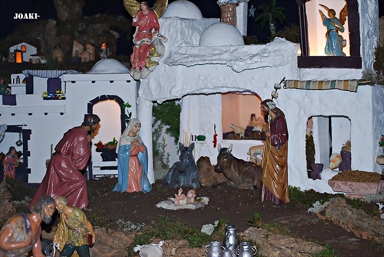 "VEN A MI CASA ESTA NAVIDAD"...