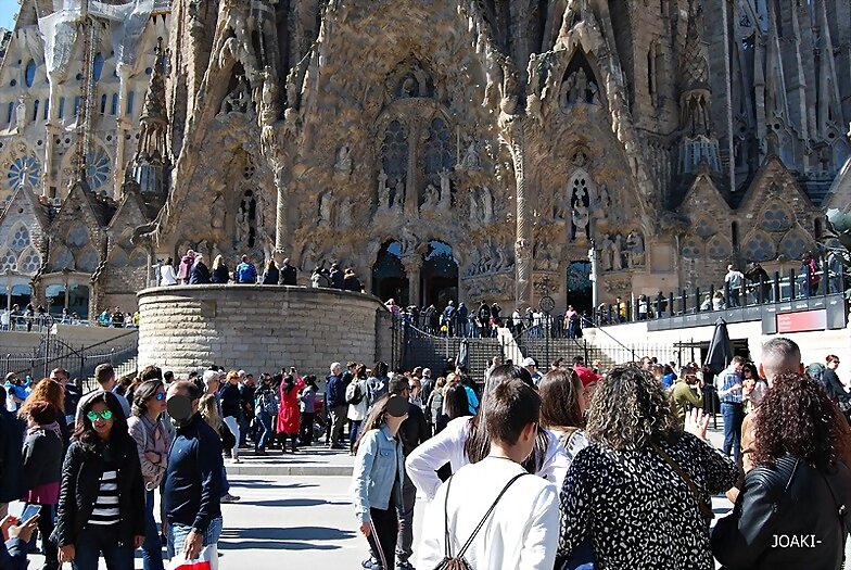 LA SAGRADA FAMILIA FOTO A FOTO- 100-
