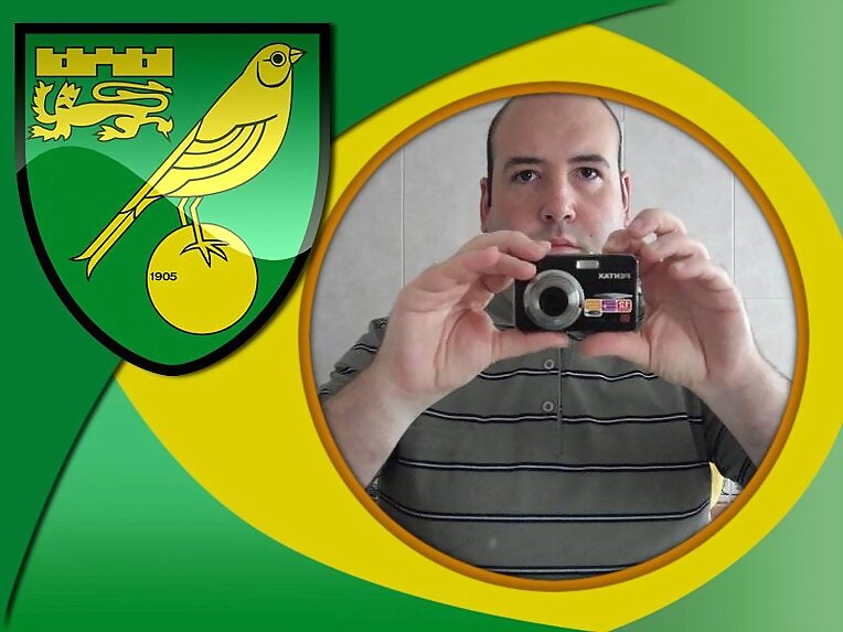 Fotos con escudos (CVII)