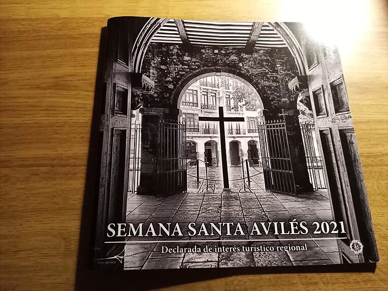 Revista Semana Santa Avilés 2021 (1º parte)